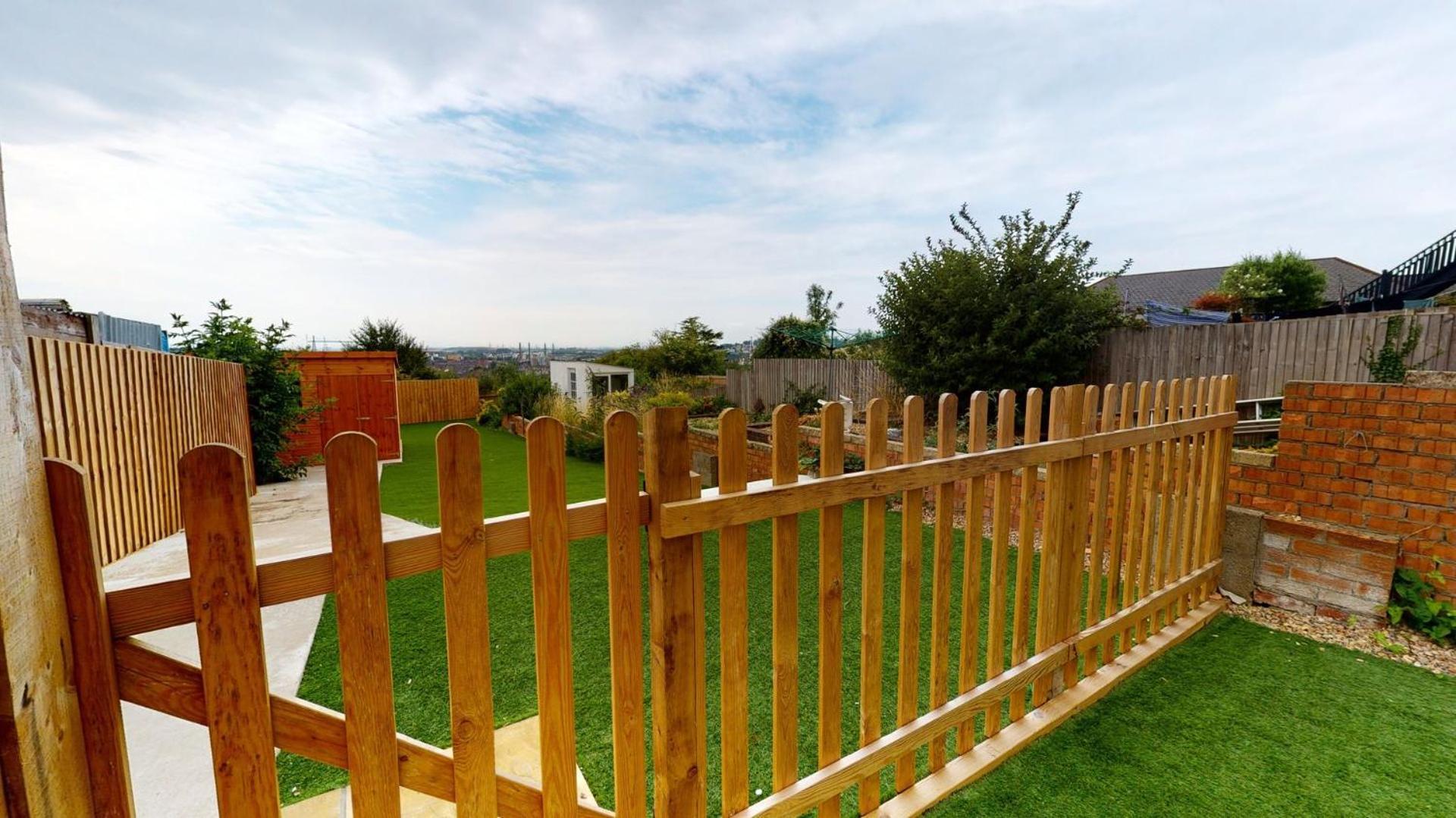 Stylish Apartment W/ Private Garden - Dog Friendly Newport  Exterior foto